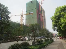 长江市场繁华地段 电梯大平层交通售便利房东急售