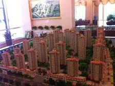 美域新城 1楼 95平米 毛坯房 全阳户型