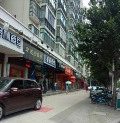 河阳楼小区3室2厅东南