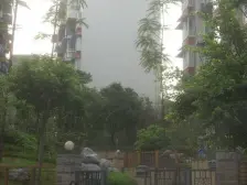 住家精装修,电梯大两房,中间楼层,视野开阔