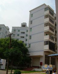 满五年小三房使用95平有车位西南朝向
