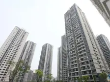 李家沱+曼哈顿+一楼带花园洋房 采光通风好 交通便利