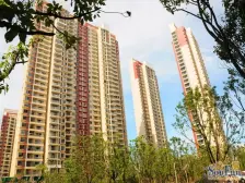 奥体边,锦溪苑三期,中高楼层,毛坯大三房,户型方正通透,满五