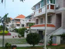 有天有地 双拼别墅 东南北 独立花园 可停3部车