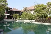 此房朝向好,楼层好,格局好,视野宽阔