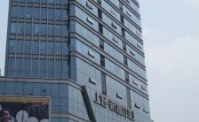 财富中心1室1厅南西南