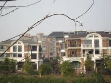 东浦大学城精装西边套大四房诚心卖。。