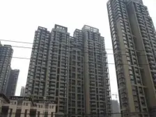 英地天骄华庭(一期) 南北通透 近地铁 交通便利 近医院