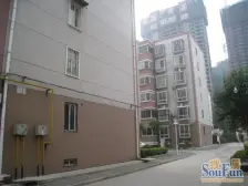 【常青路小区】| 郑州市惠济区常青路12号五环村3号楼1单元6层东户