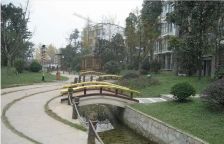 阳光华苑 4室2厅 南 北