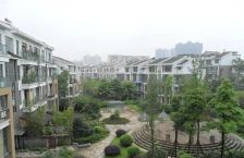 阳光华苑 4室2厅 南