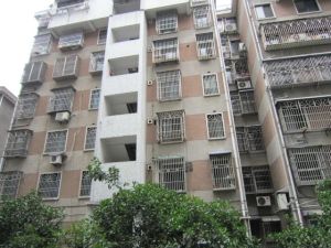 香桥小区,户型方正,采光充足,出行方便