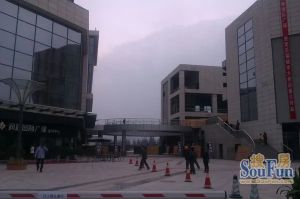 润驰观邸 3室2厅 南 北