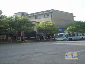 金仙桥路15号川铁宿舍3室2厅西南