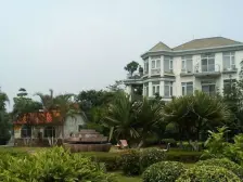 金桂花园独栋别墅 精装6房5卫带车库 业主诚意出售。