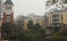 视野开阔、采光好,配套设施齐全,交通便利。