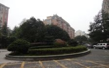 视野开阔、采光好,配套设施齐全,交通便利。