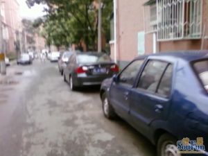 皇城小区3室2厅东南