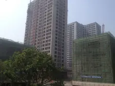 李家沱九公里轻轨站旁 精装洋房顶跃 带屋顶花园