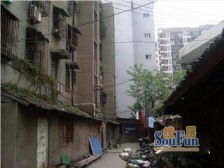 滨江东路226号2室1厅东南