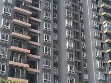 带露台精装电梯两房 门口轻轨购物交通方便 刚需房急售