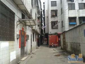 东胜村5室2厅南