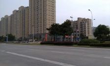 万通城 前排洋房 房东诚心出售 价格可谈