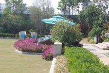 精装小三房,总价低,拎包入住,商场及公园都在边上