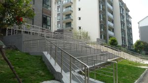 高桥阳光 3室1厅 东