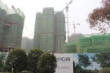 品质园林大盘大型小区城市中心片区,地处繁华地段