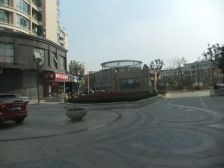 天都花苑 顶楼加阁楼 房东诚心出售 看房随时