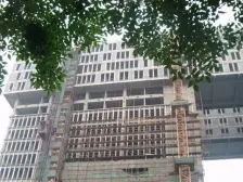 含车位 前排视野嘎嘎好 得房率98% 一梯两户 小高层