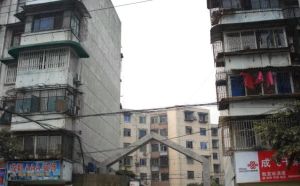 高攀教师苑11号 2室1厅 东南