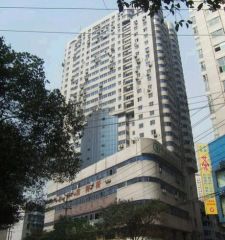 江信大厦1室0厅东南