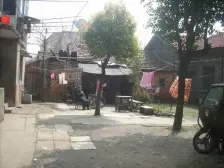 江纺四区复式楼,婚房装修,带大露台,新材十五中旁