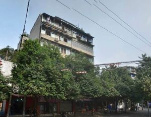 光荣西路73号 3室2厅 南