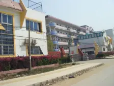 地铁口剑桥春天毛坯大三房,中间楼层,业主便宜处理