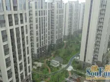 红角洲香颂精装下叠,有院子,含车位,业主急售。