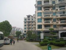 阳光丽景带院子 精装修 近地铁 近菜场