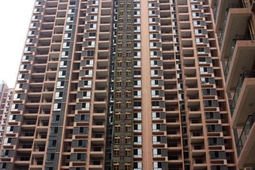 润唐蔚蓝国际1室1卫北朝向800.00元/月出租