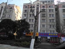 光明南村 小三房 诚心出售 价格可以谈 随时朝晖 启秀