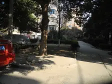 光明新村 前排 全天阳光 户型方正 诚心出售 价格可议