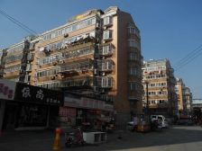 苏东花苑2楼,适合刚需,大三房朝南,车库16