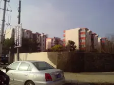 此房精装修 可以拎包入住 楼层好看房方便 中间好楼层