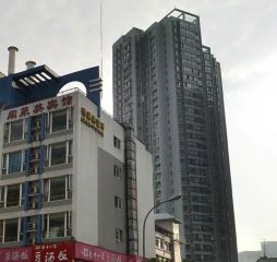 格莱美空间1室0厅东