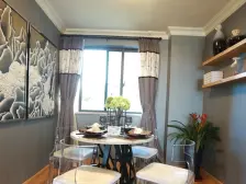 独栋别墅 带300方花园 望湖景位置舒适安静 环境优美