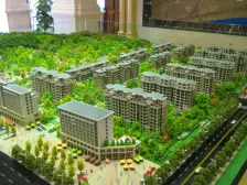 照母山 商圈旁 板式洋房 朝公园 位置安静 视野开阔