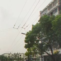 此房格局方正,采光好,小区中间楼栋,配套设施齐全