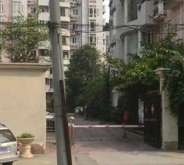 鸿禧花园4室1厅西北