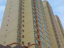 售红山万和城 小区环境好 环境好 可停车 客厅朝南